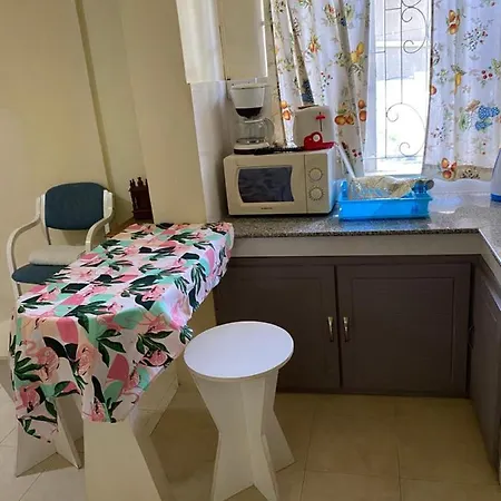 Gardenia Apartments Pereybere Beach Exterior photo