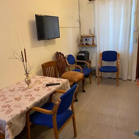 Gardenia Apartments Pereybere Beach Exterior photo